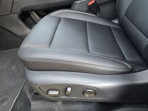 Used 2024 GMC Acadia Elevation w/ Luxury Package FWD image 20