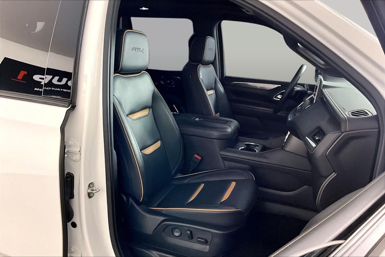 Certified 2023 GMC Yukon AT4 AWD/4WD image 9