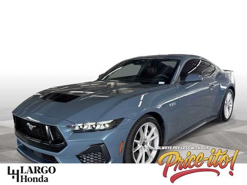 Used 2025 Ford Mustang GT Premium RWD image 1