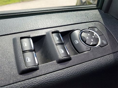 Used 2019 Ford F150 XLT w/ Equipment Group 302A Luxury image 15