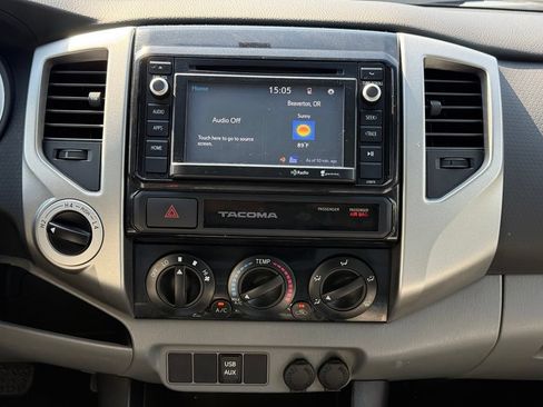 Used 2015 Toyota Tacoma 4x4 Double Cab w/ SR5 Package image 26