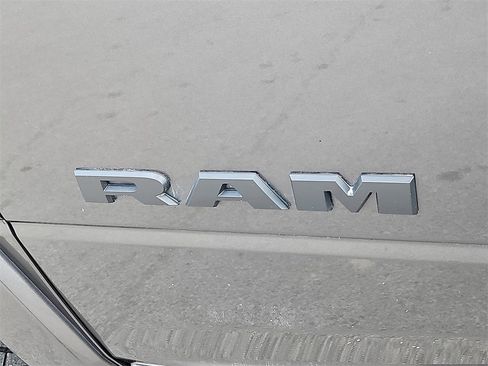 Used 2022 RAM 3500 Laramie w/ Night Edition image 16