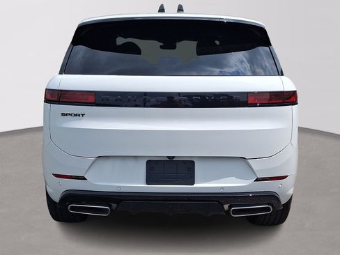 New 2026 Land Rover Range Rover Sport Dynamic SE AWD/4WD image 5