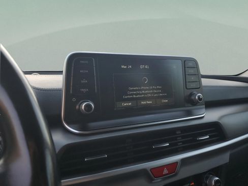 Used 2020 Kia Telluride S image 22