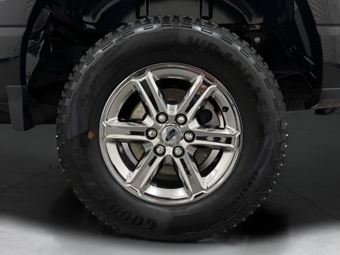 Used 2025 Ford F150 XLT w/ Equipment Group 301A Standard AWD/4WD image 22