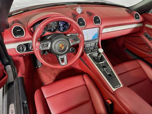 Certified 2022 Porsche 718 Boxster RWD image 4