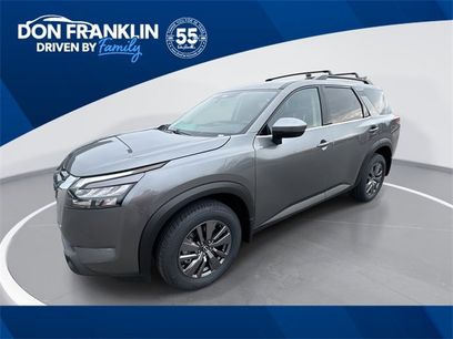 New 2025 Nissan Pathfinder SV