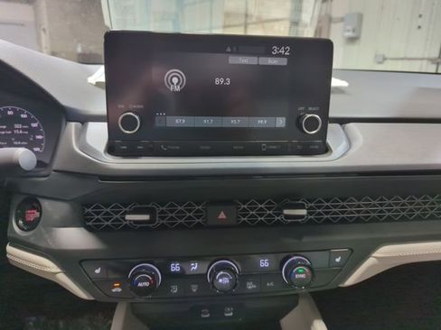 New 2025 Honda Accord SE image 18