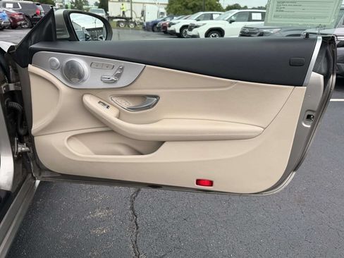 Used 2019 Mercedes-Benz C 300 Cabriolet image 10