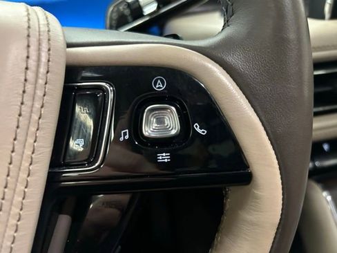 Used 2020 Lincoln Aviator Reserve w/ Equipment Group 202A image 32