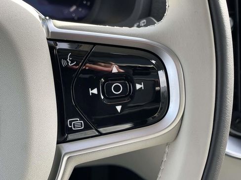New 2026 Volvo XC90 B6 Ultra w/ Protection Package AWD/4WD image 12