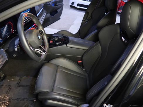 Used 2025 BMW M5 w/ Carbon Package image 19