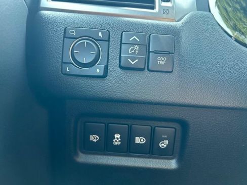 Certified 2023 Lexus GX 460 Premium w/ Premium Package AWD/4WD image 28