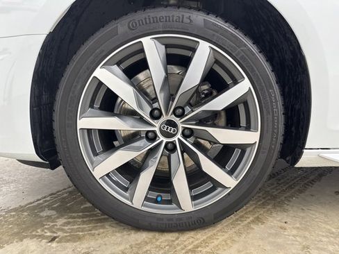 Used 2021 Audi A4 2.0T Premium w/ Convenience Package image 9