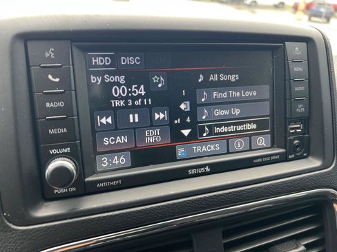 Used 2019 Dodge Grand Caravan SE w/ UConnect Hands-Free Group FWD image 23