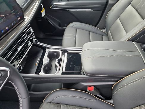 New 2026 Chevrolet Traverse High Country image 20