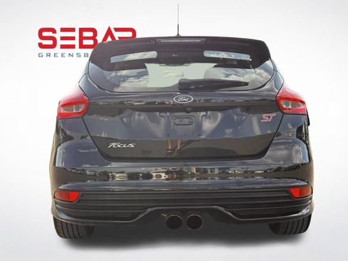 Used 2018 Ford Focus ST FWD image 10