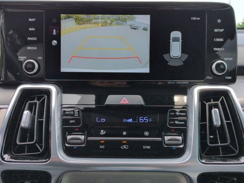 Used 2023 Kia Sorento SX FWD image 24
