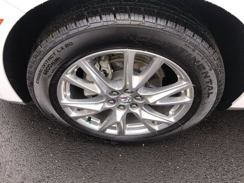 Used 2023 Buick Enclave Essence w/ Experience Buick Package AWD/4WD image 10