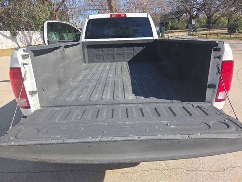 Used 2018 RAM 1500 Express RWD image 17