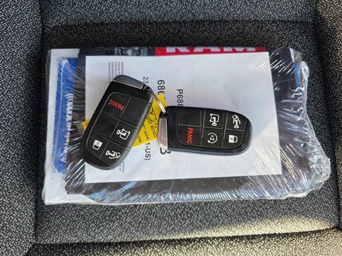 Used 2023 RAM ProMaster 3500 w/ Driver Convenience Group image 22