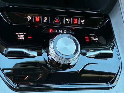 New 2026 Jeep Grand Wagoneer Limited AWD/4WD image 10