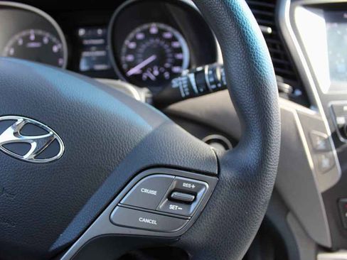 Used 2017 Hyundai Santa Fe Sport w/ 2.4L Value Package 06 image 19