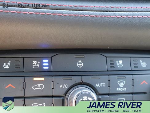 Used 2021 Dodge Durango R/T w/ Blacktop Package AWD/4WD image 38