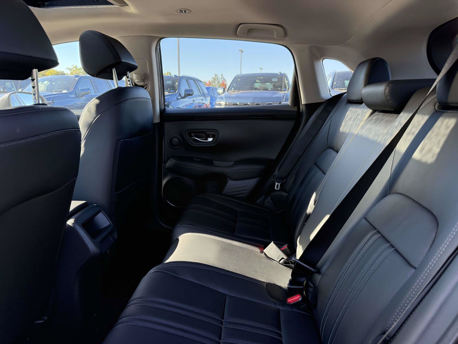 New 2027 Honda HR-V EX-L image 13