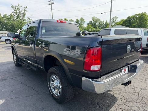 Used 2018 RAM 2500 Tradesman w/ Chrome Appearance Group AWD/4WD image 6