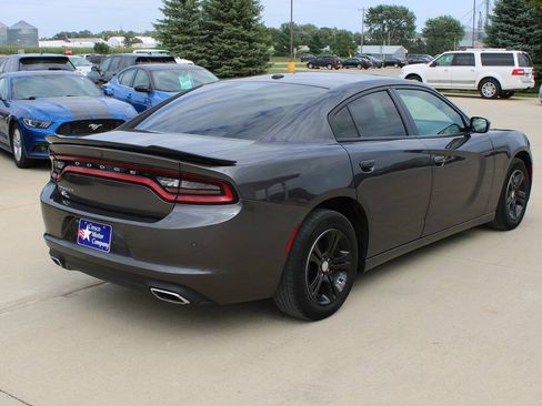 Used 2021 Dodge Charger SXT w/ Leather Interior Group RWD image 5