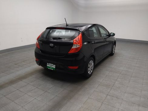 Used 2017 Hyundai Accent SE FWD image 9
