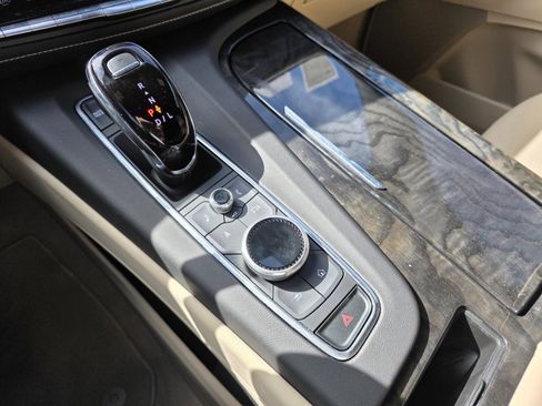 Used 2023 Cadillac Escalade Premium Luxury image 17