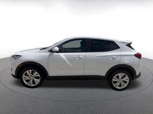 Used 2025 Buick Encore GX Preferred FWD image 9