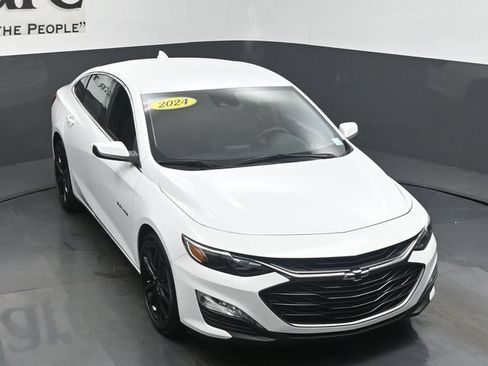Used 2024 Chevrolet Malibu LT w/ Sport Edition FWD image 45