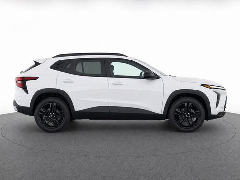 Used 2026 Chevrolet Trax ACTIV w/ Driver Confidence Package FWD image 8