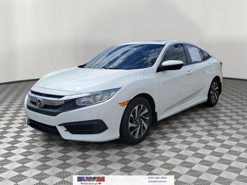 Used 2017 Honda Civic EX image 2