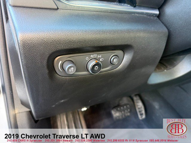 Used 2019 Chevrolet Traverse LT w/ LPO, Blackout Package AWD/4WD image 17