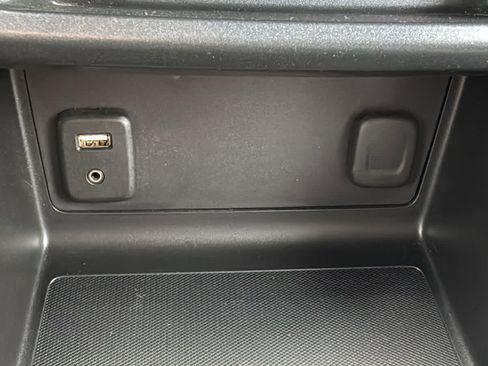 Certified 2017 Chevrolet Colorado W/T w/ Custom Special Edition RWD image 18