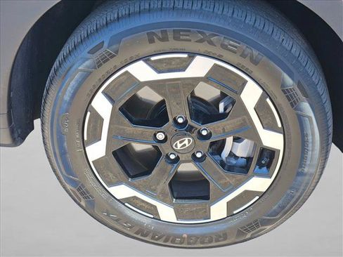 Certified 2025 Hyundai Santa Fe SEL FWD image 29