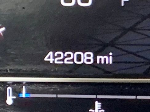 Used 2025 GMC Sierra 2500 SLT w/ SLT Convenience Package AWD/4WD image 23