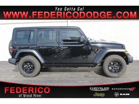 Used 2022 Jeep Wrangler Unlimited Sport AWD/4WD image 1