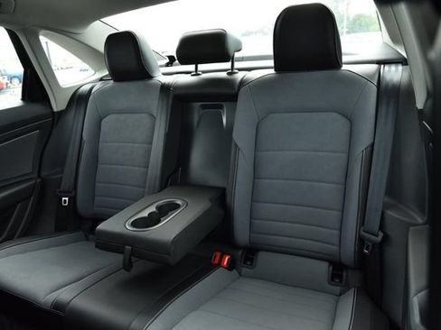 New 2026 Volkswagen Jetta SE FWD image 23