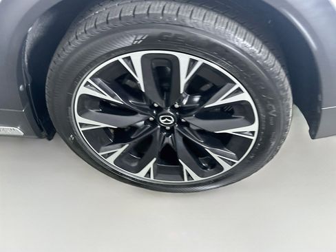 Used 2024 MAZDA CX-90 Plug-In Hybrid w/ Premium Plus AWD/4WD image 11