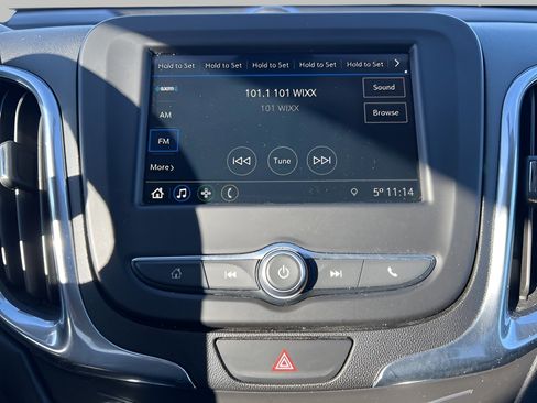 Used 2019 Chevrolet Equinox LT image 12