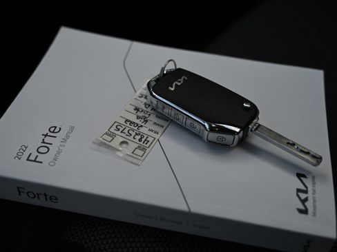 Used 2022 Kia Forte LXS w/ LXS Technology Package image 26