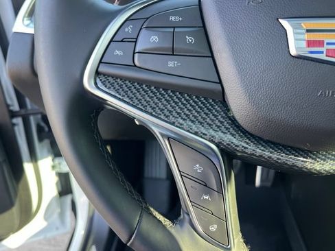 Used 2025 Cadillac XT5 Sportv w/ Technology Package AWD/4WD image 21