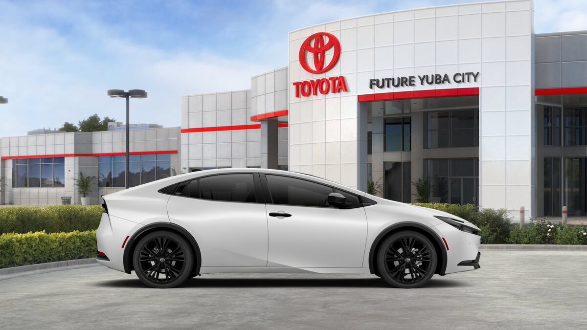 New 2027 Toyota Prius FWD image 15