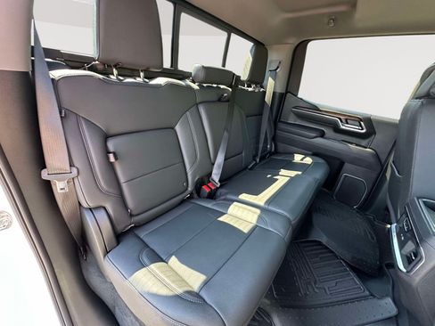 Used 2025 GMC Sierra 1500 SLT w/ SLT Premium Package AWD/4WD image 30