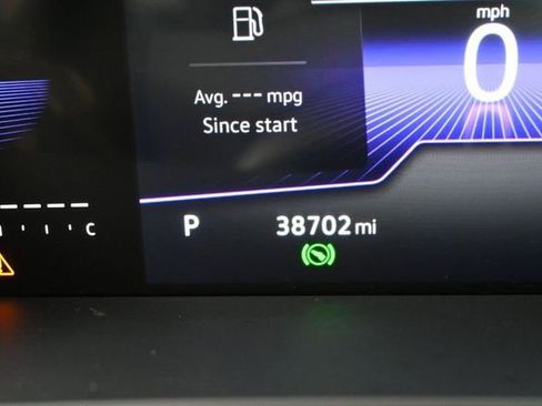 Used 2023 Volkswagen Tiguan SE R-Line FWD image 19
